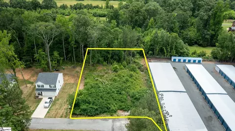 106 Heather Glen Ln, Clinton, SC 29325