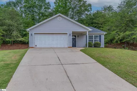 106 Felix Ct, Easley, SC 29640