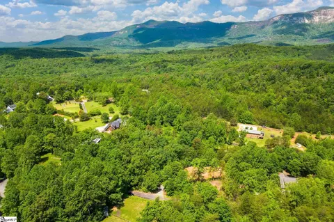 105 Sidari Dr, Pickens, SC 29671 photo 4