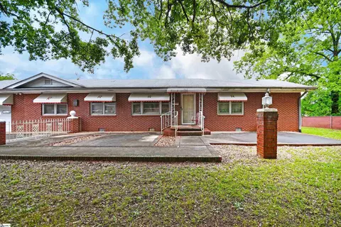 5 E Church St, Williamston, SC 29697