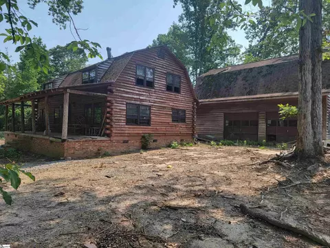 121 Shannon Lake Cir, Greenville, SC 29615