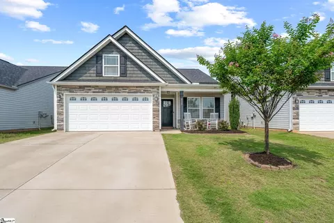 110 Mistwood Ln, Boiling Springs, SC 29316