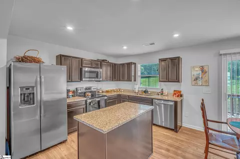 108 Sproles Ln, Easley, SC 29642 photo 7