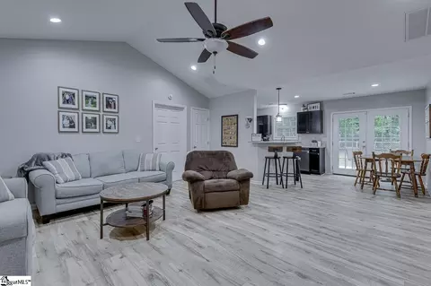 300 Bell Mill Ln, Walhalla, SC 29691 photo 8