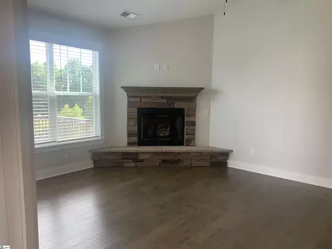Living - 209 Claridge Way, Greer, SC 29651 photo 2 of 3
