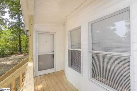 207 Shade Tree Cir, Easley, SC 29640 photo 7