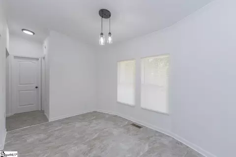 207 Shade Tree Cir, Easley, SC 29640 photo 10