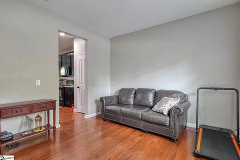 514 Millervale Rd, Greer, SC 29650 photo 3