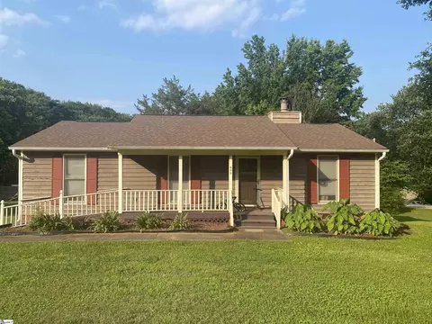 600 Holland Rd, Simpsonville, SC 29681
