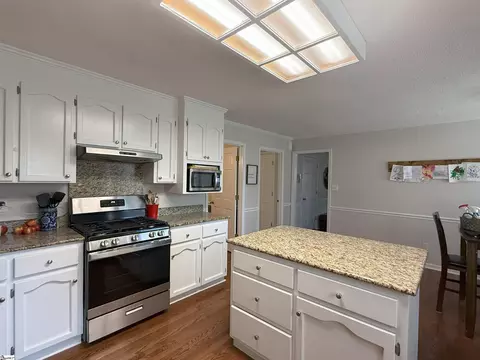 111 Firethorne Ct, Greer, SC 29650 photo 12