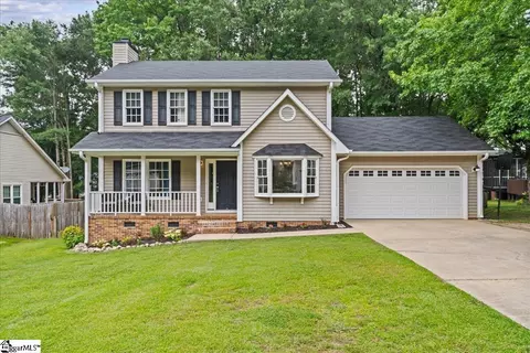 26 Staffordshire Way, Simpsonville, SC 29681