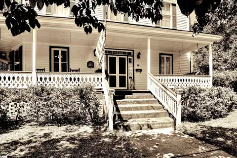 501 Buncombe St, Edgefield, SC 29824