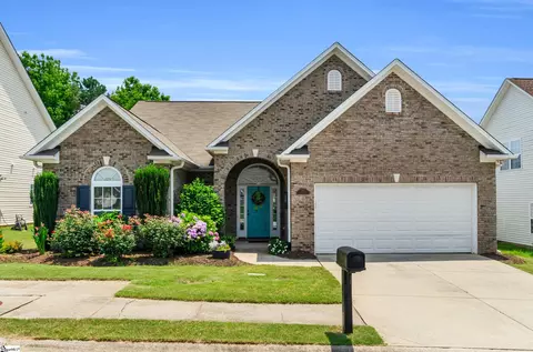 101 Peaks Ct, Taylors, SC 29687