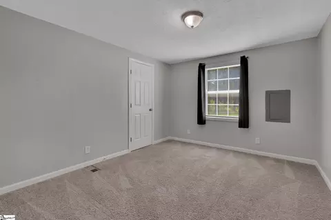 381 Cox Rd, Greer, SC 29651 photo 17