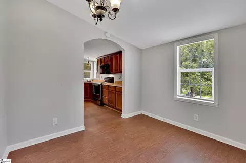381 Cox Rd, Greer, SC 29651 photo 7