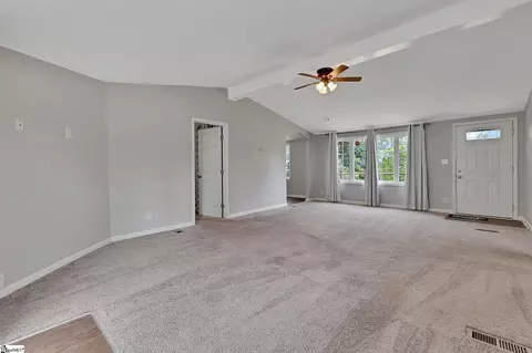 381 Cox Rd, Greer, SC 29651 photo 4