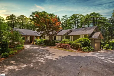 100 Sunrise Valley Rd, Greenville, SC 29617