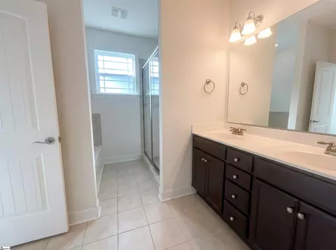 231 Henrydale Dr, Easley, SC 29642 photo 17