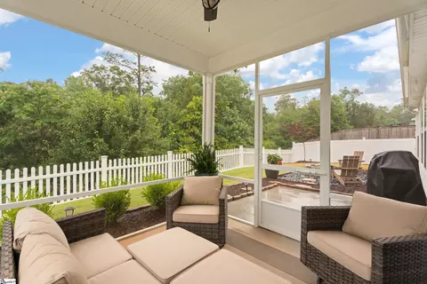 Exterior - 181 Caledonia Dr, Easley, SC 29642 photo 3 of 7
