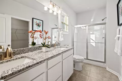 Bath - 1146 Berry Patch Dr, Lyman, SC 29365 photo 2 of 3