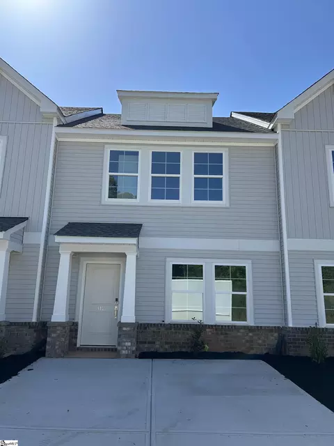 312 Cambrian Ct, Taylors, SC 29687