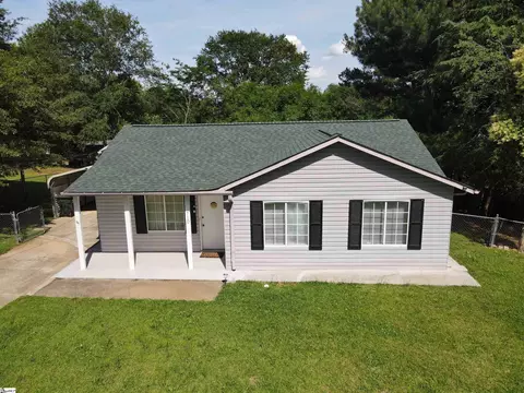 710 Amy Gray St, Greer, SC 29651
