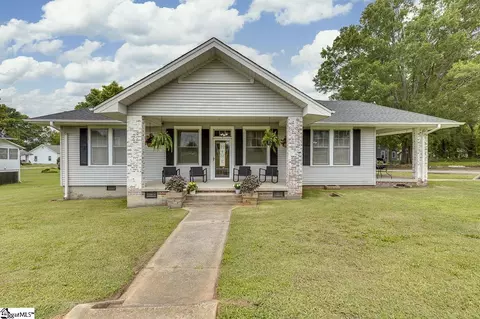5 Alabama St, Honea Path, SC 29654