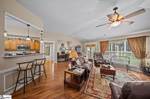 129 Worcester Ln, Easley, SC 29642 photo 7