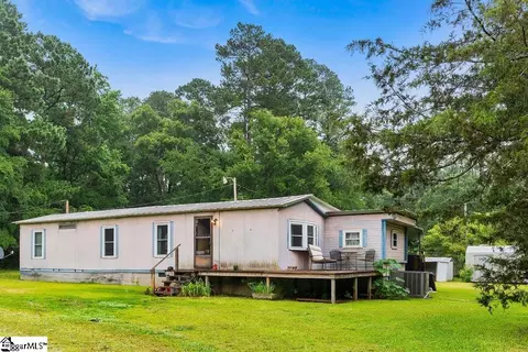 1751 Dillard Rd, Waterloo, SC 29384