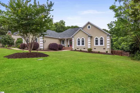 Exterior - 435 Grayson Dr, Moore, SC 29369 photo 2 of 7