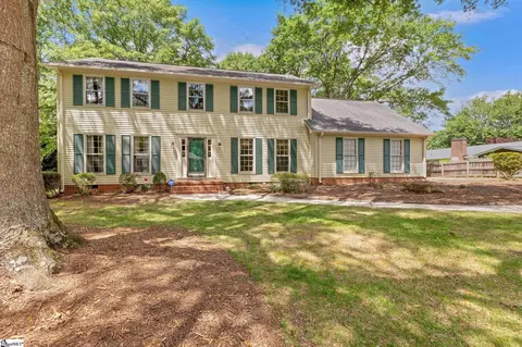 302 Cherry Hill Rd, Greenville, SC 29607