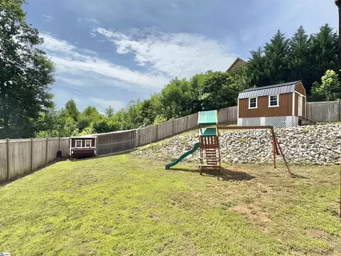 Exterior - 409 Pleasant View Rd, Pickens, SC 29671 photo 5 of 8