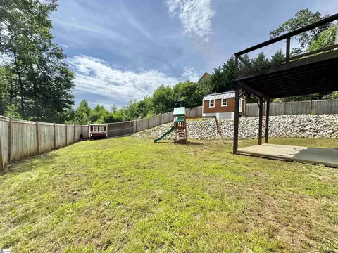 Exterior - 409 Pleasant View Rd, Pickens, SC 29671 photo 4 of 8