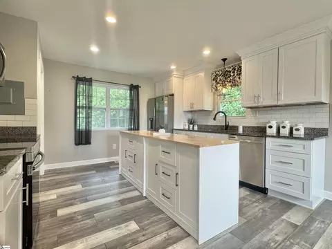 Kitchen - 409 Pleasant View Rd, Pickens, SC 29671 photo 1 of 3