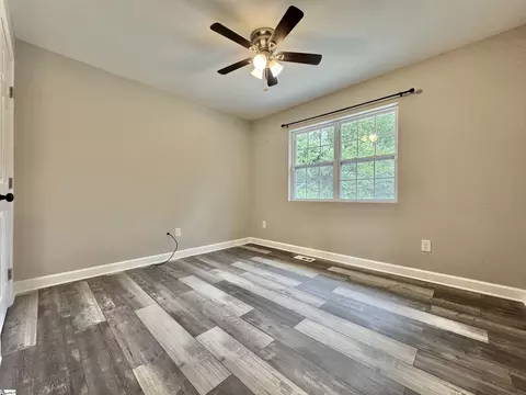 Bedroom - 409 Pleasant View Rd, Pickens, SC 29671 photo 2 of 3