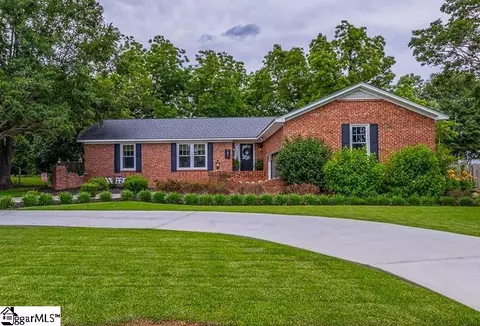 301 Devenger Rd, Greer, SC 29650