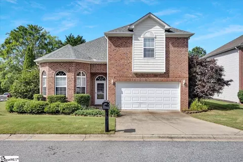 101 Roberts Hill Dr, Taylors, SC 29687