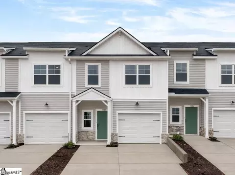 1524 Yellowwood Ct, Reidville, SC 29375