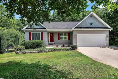 122 Claridge Pl, Belton, SC 29627