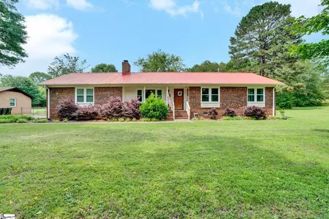 203 Ponder Rd, Greer, SC 29651