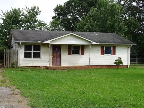 218 Wingo Rd, Wellford, SC 29385