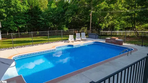 130 Cater Dr, Easley, SC 29642 photo 34