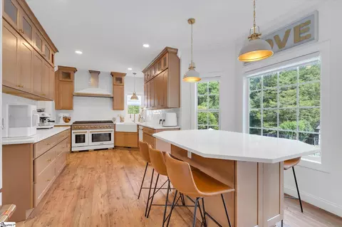 130 Cater Dr, Easley, SC 29642 photo 3