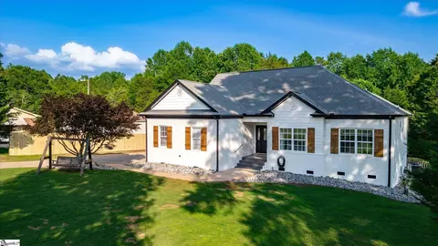 130 Cater Dr, Easley, SC 29642 photo 9