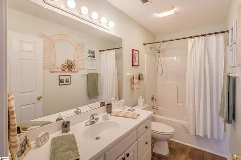 Bath - 110 Baldwin Pl, Easley, SC 29642 photo 1 of 3