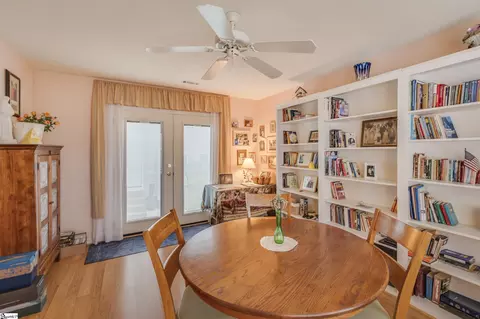 Dining - 110 Baldwin Pl, Easley, SC 29642 photo 3 of 3