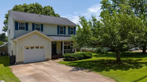 23 Watkins Bridge Rd, Greenville, SC 29617