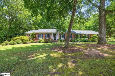111 Bonwood Ave, Simpsonville, SC 29681