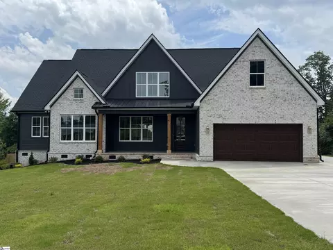 109 Oakdale Ave, Greer, SC 29651
