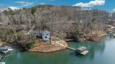 319 Harbor Dr, Seneca, SC 29672